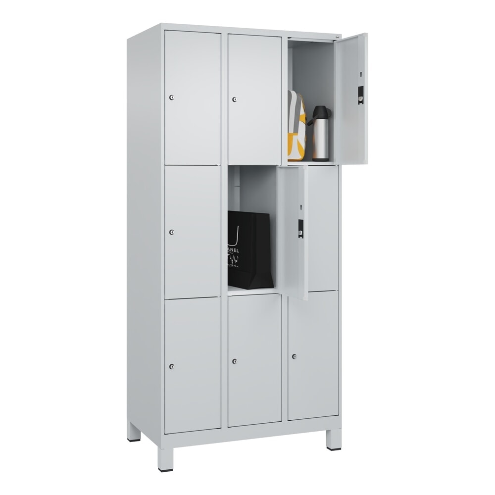 Produktabbildung Nr. 10: C+P Schließfachschrank Classic PLUS, Füße, 3 Abteile, HxBxT 1.950 x 900 x 500 mm, lichtgrau, lichtgrau, 9 Fächer, Zylinderschloss