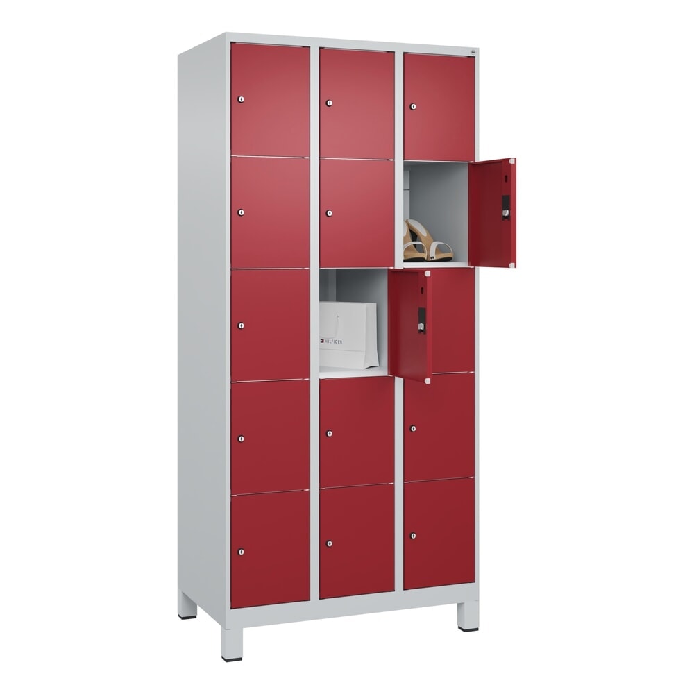 Produktabbildung Nr. 9: C+P Schließfachschrank Classic PLUS, Füße, 3 Abteile, HxBxT 1.950 x 900 x 500 mm, lichtgrau, rubinrot, 15 Fächer, Zylinderschloss
