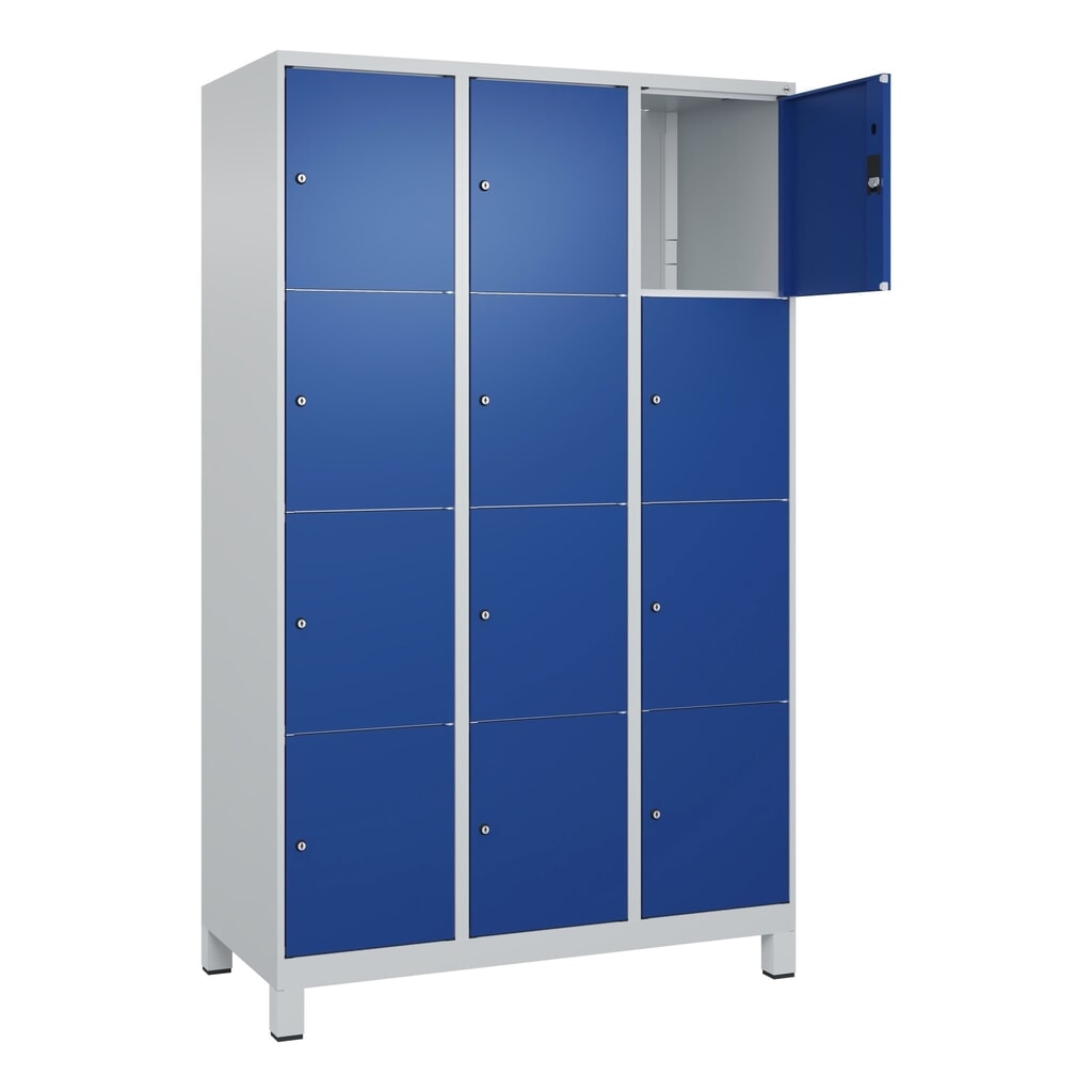 Produktabbildung: C+P Schließfachschrank Classic PLUS, Füße, 3 Abteile, HxBxT 1.950 x 1.200 x 500 mm, lichtgrau, enzianblau, 12 Fächer, Zylinderschloss