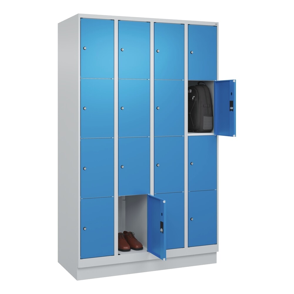 Produktabbildung Nr. 10: C+P Schließfachschrank Classic PLUS, Sockel, 4 Abteile, HxBxT 1.950 x 1.200 x 500 mm, lichtgrau, lichtblau, 16 Fächer, Zylinderschloss