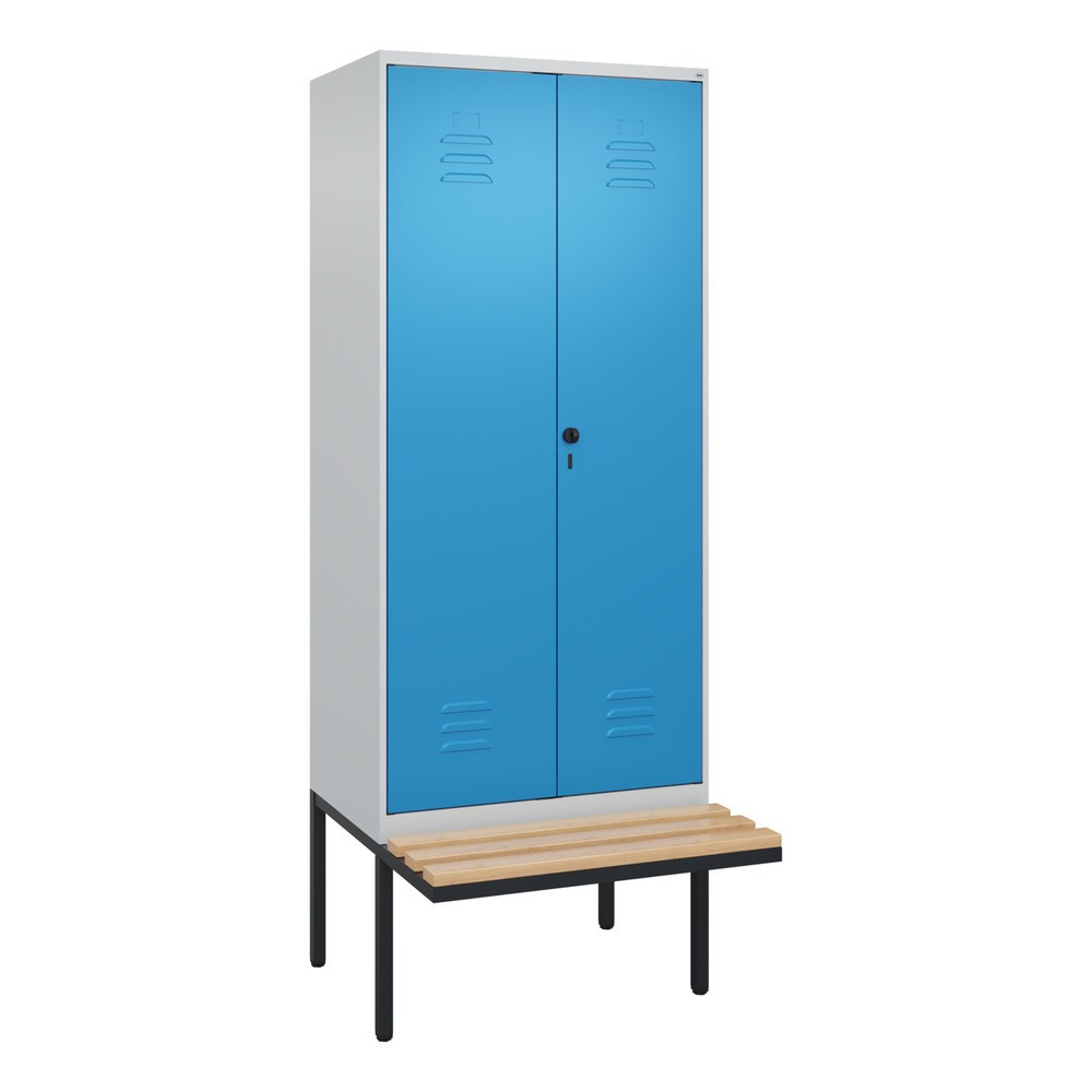 Produktabbildung: C+P Schwarz-Weiß-Spind Classic PLUS, 2 Abteile, HxBxT 2.120 x 800 x 815 mm, für Vorhängeschloss, auskragende Bank aus Buche, lichtgrau, lichtblau