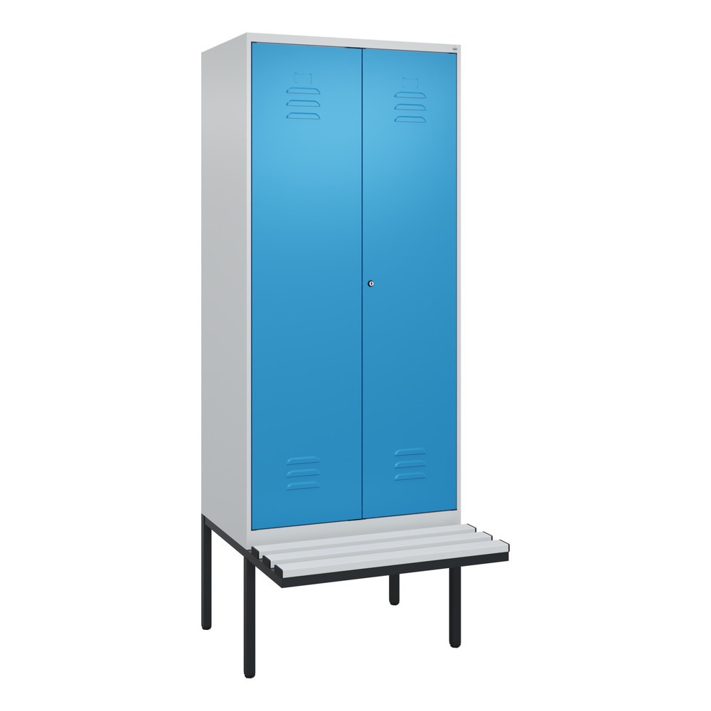 Produktabbildung: C+P Schwarz-Weiß-Spind Classic PLUS, 2 Abteile, HxBxT 2.120 x 800 x 815 mm, Zylinderschloss, auskragende Bank aus Kunststoff, lichtgrau, lichtblau