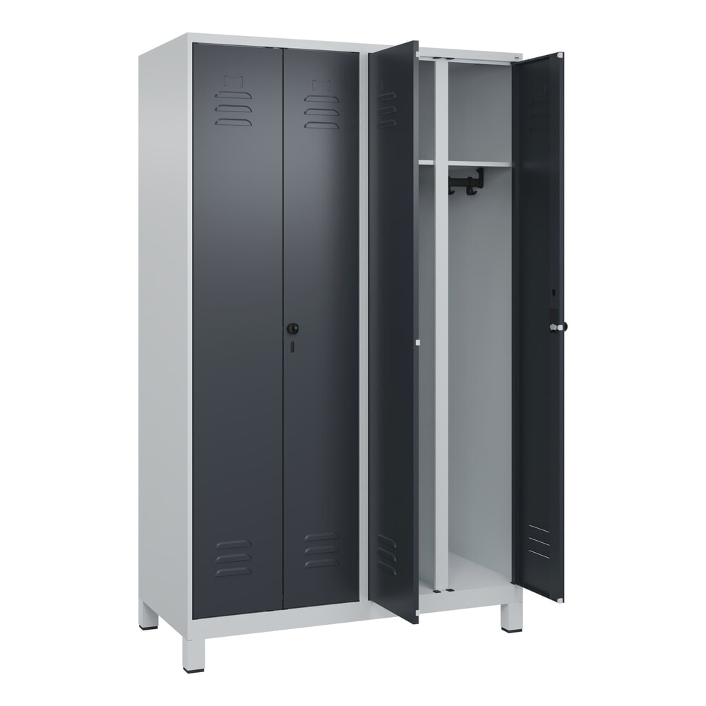 C+P Schwarz-Weiß-Spind Classic PLUS, Füße, 4 Abteile, HxBxT 1.950 x 1.200 x 500 mm, lichtgrau, anthrazitgrau, für Vorhängeschloss Produktabbildung: C+P Schwarz-Weiß-Spind Classic PLUS, Füße, 4 Abteile, HxBxT 1.950 x 1.200 x 500 mm, lichtgrau, anthrazitgrau, für Vorhängeschloss