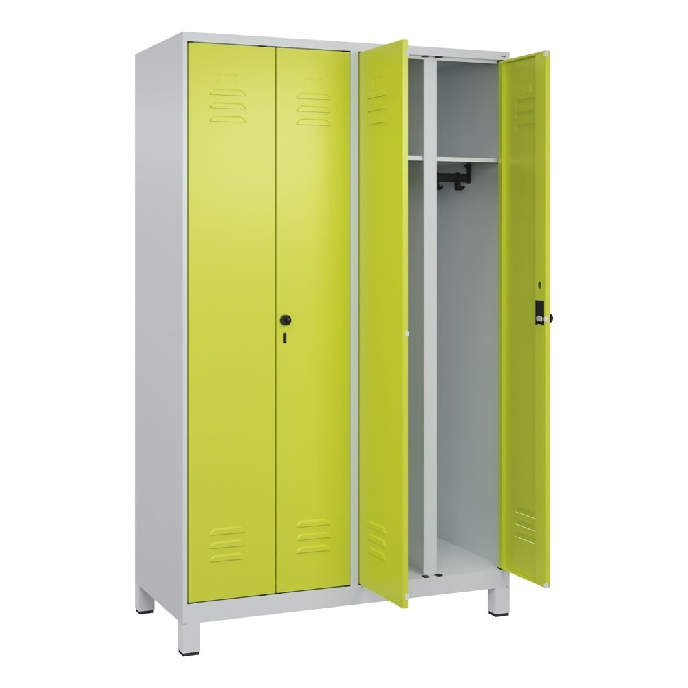 C+P Schwarz-Weiß-Spind Classic PLUS, Füße, 4 Abteile, HxBxT 1.950 x 1.200 x 500 mm, lichtgrau, clowngrün, für Vorhängeschloss Produktabbildung: C+P Schwarz-Weiß-Spind Classic PLUS, Füße, 4 Abteile, HxBxT 1.950 x 1.200 x 500 mm, lichtgrau, clowngrün, für Vorhängeschloss