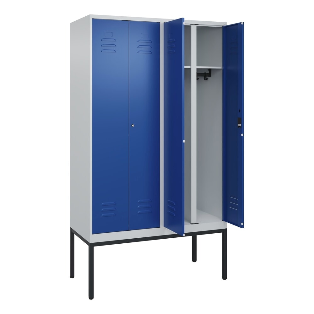 C+P Schwarz-Weiß-Spind Classic PLUS, Gestell, 4 Abteile, HxBxT 2.120 x 1.200 x 500 mm, lichtgrau, enzianblau, Zylinderschloss Produktabbildung: C+P Schwarz-Weiß-Spind Classic PLUS, Gestell, 4 Abteile, HxBxT 2.120 x 1.200 x 500 mm, lichtgrau, enzianblau, Zylinderschloss