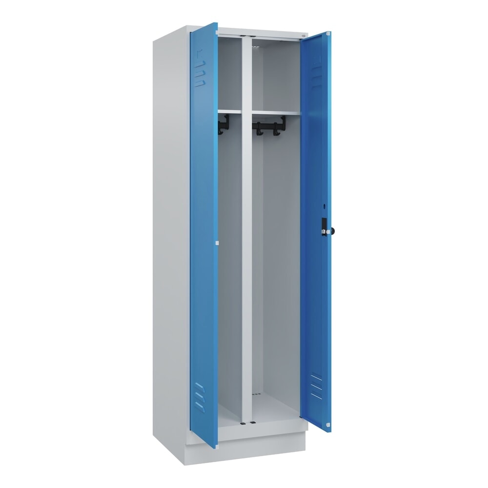 C+P Schwarz-Weiß-Spind Classic PLUS, Sockel, 2 Abteile, HxBxT 1.950 x 600 x 500 mm, lichtgrau, lichtblau, für Vorhängeschloss Produktabbildung: C+P Schwarz-Weiß-Spind Classic PLUS, Sockel, 2 Abteile, HxBxT 1.950 x 600 x 500 mm, lichtgrau, lichtblau, für Vorhängeschloss