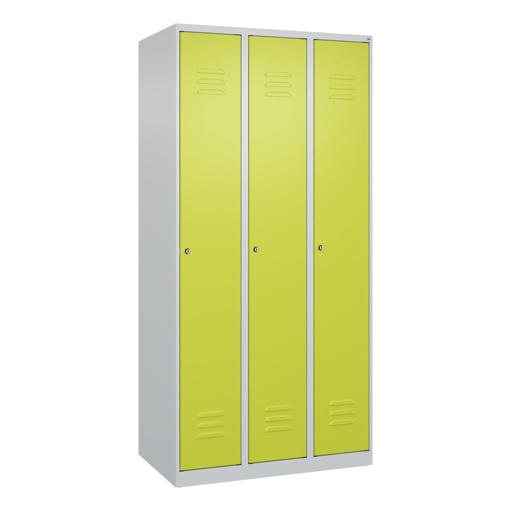 Produktabbildung: C+P Spind Classic PLUS, 3 Abteile, HxBxT 1.850 x 900 x 500 mm, lichtgrau, clowngrün, Zylinderschloss, mit Mitteltrennwand
