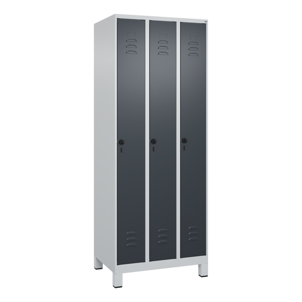 Produktabbildung: C+P Spind Classic PLUS, Füße, 3 Abteile, HxBxT 1.950 x 750 x 500 mm, lichtgrau, anthrazitgrau, für Vorhängeschloss, ohne Mitteltrennwand