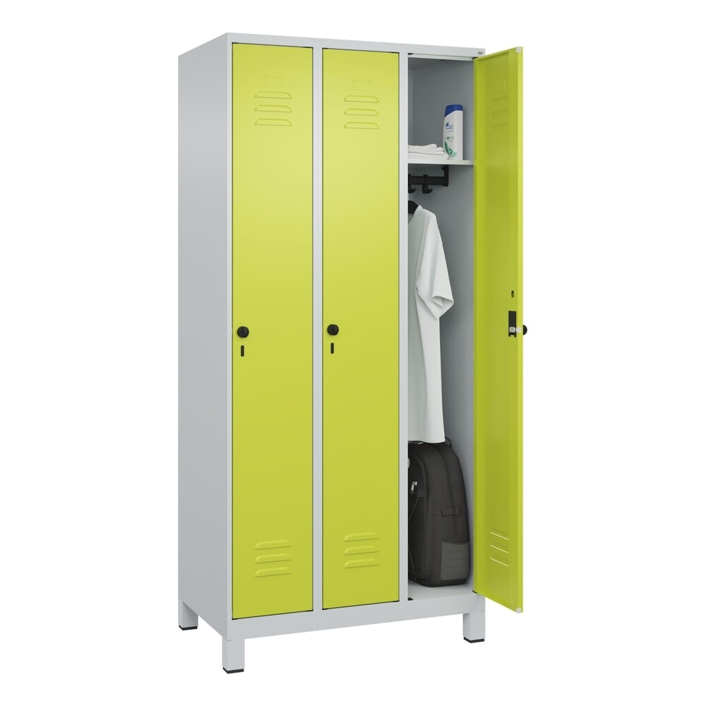 Produktabbildung Nr. 10: C+P Spind Classic PLUS, Füße, 3 Abteile, HxBxT 1.950 x 900 x 500 mm, lichtgrau, clowngrün, für Vorhängeschloss, ohne Mitteltrennwand