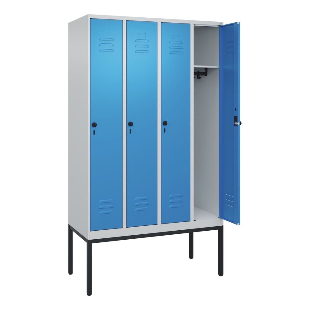 Produktabbildung: C+P Spind Classic PLUS, Gestell, 4 Abteile, HxBxT 2.120 x 1.200 x 500 mm, lichtgrau, lichtblau, für Vorhängeschloss, ohne Mitteltrennwand