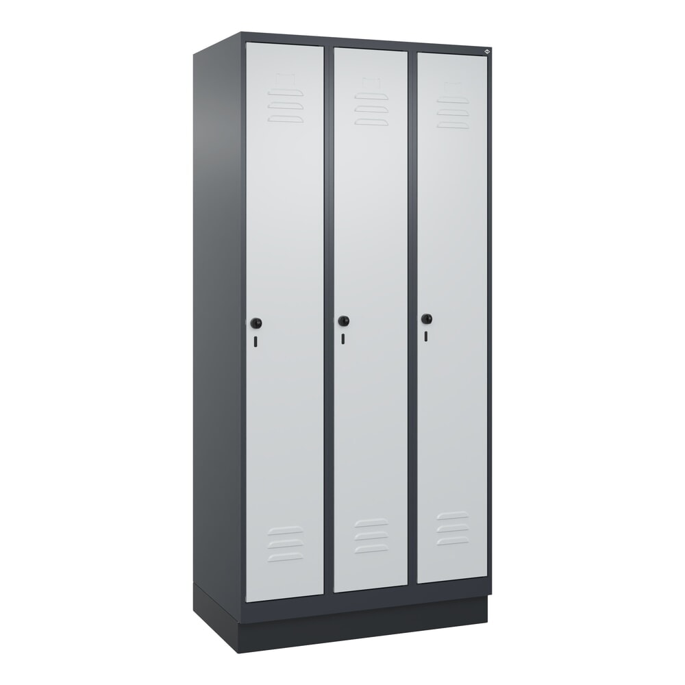 C+P Spind Classic PLUS, Sockel, 3 Abteile, HxBxT 1.950 x 900 x 500 mm, anthrazitgrau, lichtgrau, für Vorhängeschloss, mit Mitteltrennwand Produktabbildung Nr. 9: C+P Spind Classic PLUS, Sockel, 3 Abteile, HxBxT 1.950 x 900 x 500 mm, anthrazitgrau, lichtgrau, für Vorhängeschloss, mit Mitteltrennwand