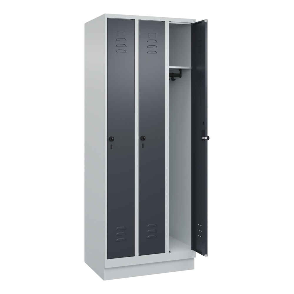 Produktabbildung: C+P Spind Classic PLUS, Sockel, 3 Abteile, HxBxT 1.950 x 750 x 500 mm, lichtgrau, anthrazitgrau, für Vorhängeschloss, ohne Mitteltrennwand