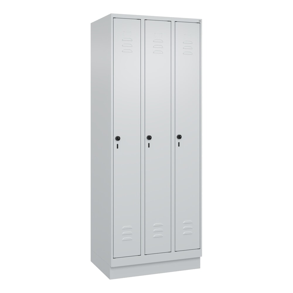 Produktabbildung Nr. 9: C+P Spind Classic PLUS, Sockel, 3 Abteile, HxBxT 1.950 x 750 x 500 mm, lichtgrau, lichtgrau, für Vorhängeschloss, ohne Mitteltrennwand
