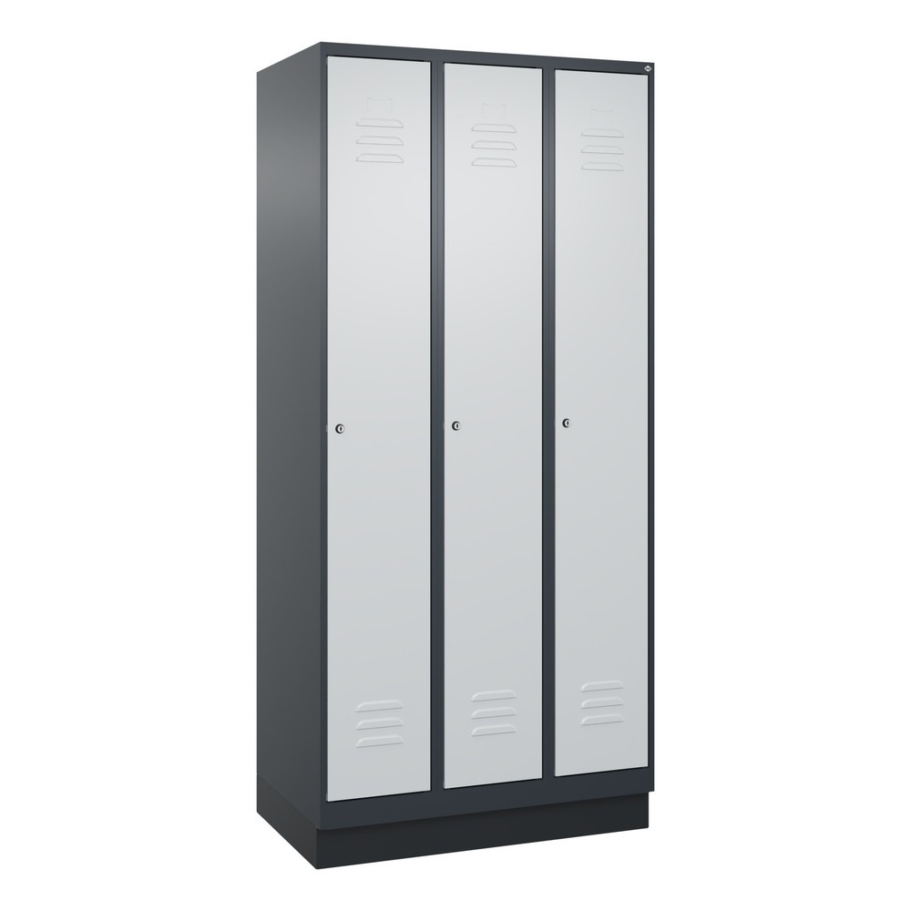 Produktabbildung: C+P Spind Classic PLUS, Sockel, 3 Abteile, HxBxT 1.950 x 900 x 500 mm, anthrazitgrau, lichtgrau, Zylinderschloss, mit Mitteltrennwand