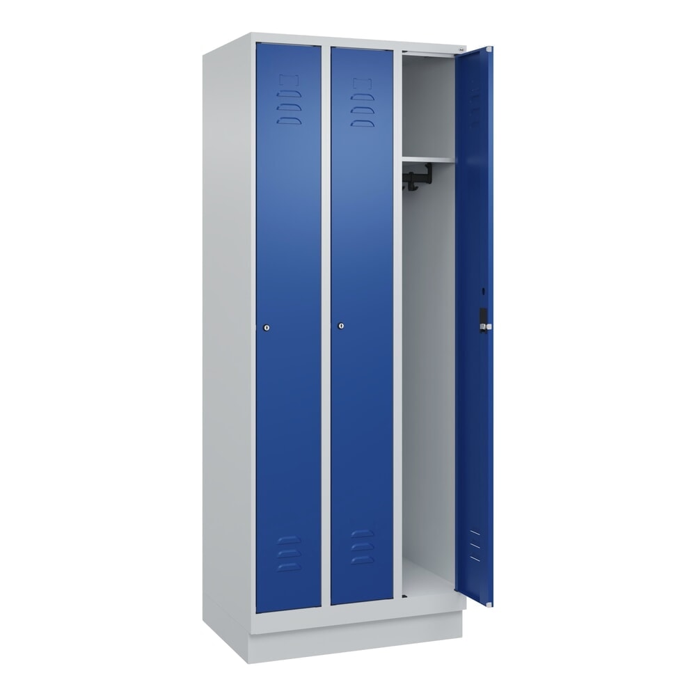 Produktabbildung Nr. 1: C+P Spind Classic PLUS, Sockel, 3 Abteile, HxBxT 1.950 x 750 x 500 mm, lichtgrau, enzianblau, Zylinderschloss, ohne Mitteltrennwand