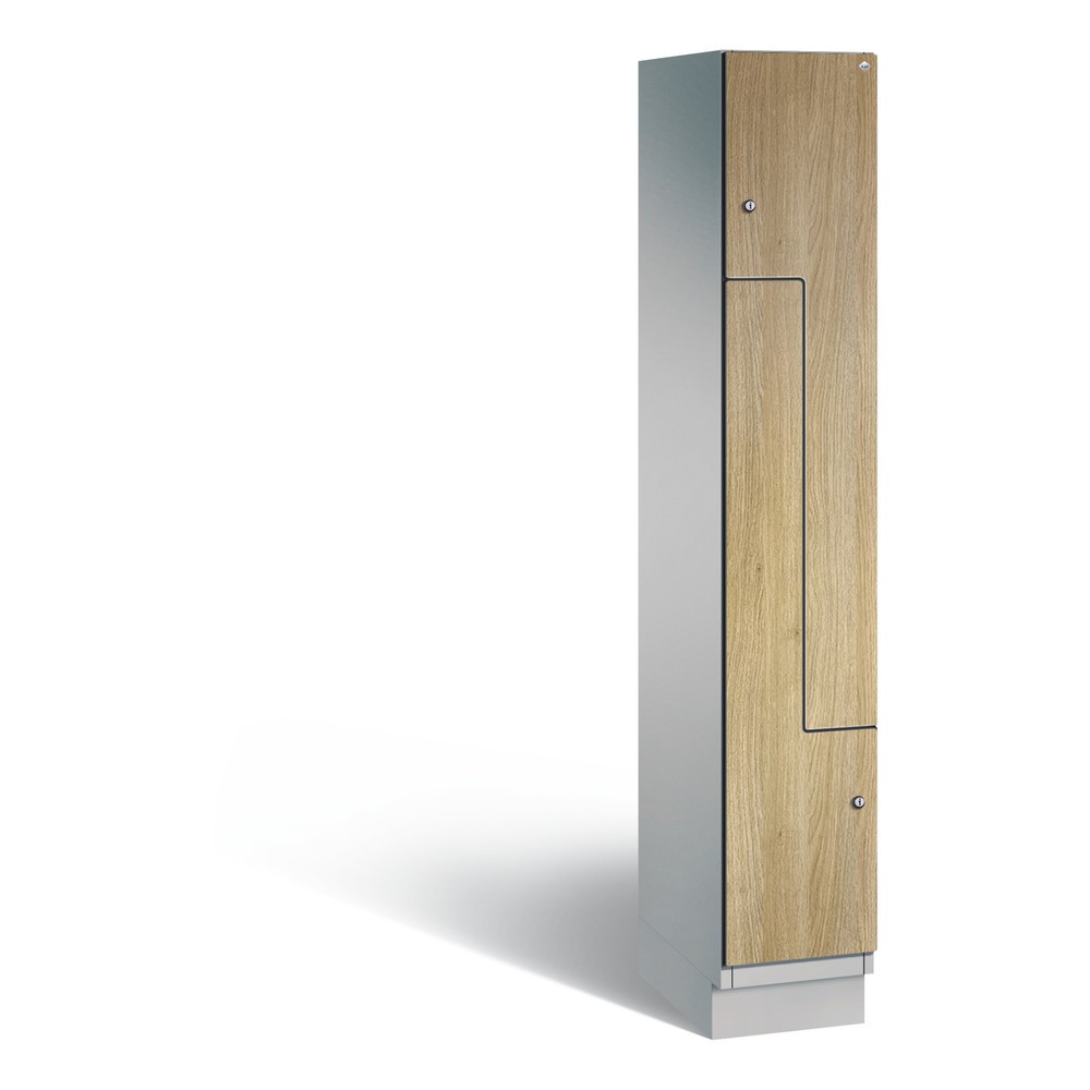 Produktabbildung: C+P Z-Spind Cambio, 1 Abteil, Abteilbreite 300 mm, HxBxT 1980x300x525 mm, RAL 9006 Weißaluminium, Dekor Eiche Sereno, Sockel
