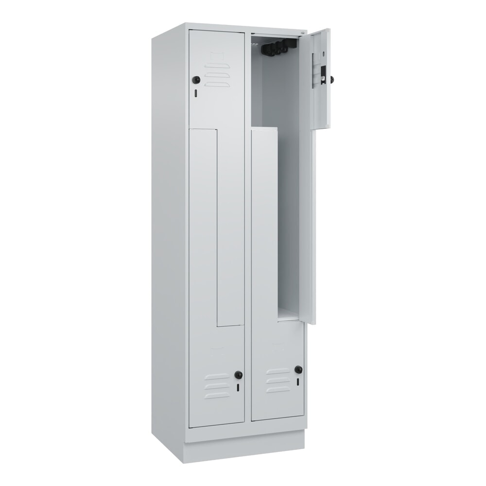 Produktabbildung: C+P Z-Spind Classic PLUS, Sockel, 4 Abteile, HxBxT 1.950 x 600 x 500 mm, lichtgrau, lichtgrau, für Vorhängeschloss
