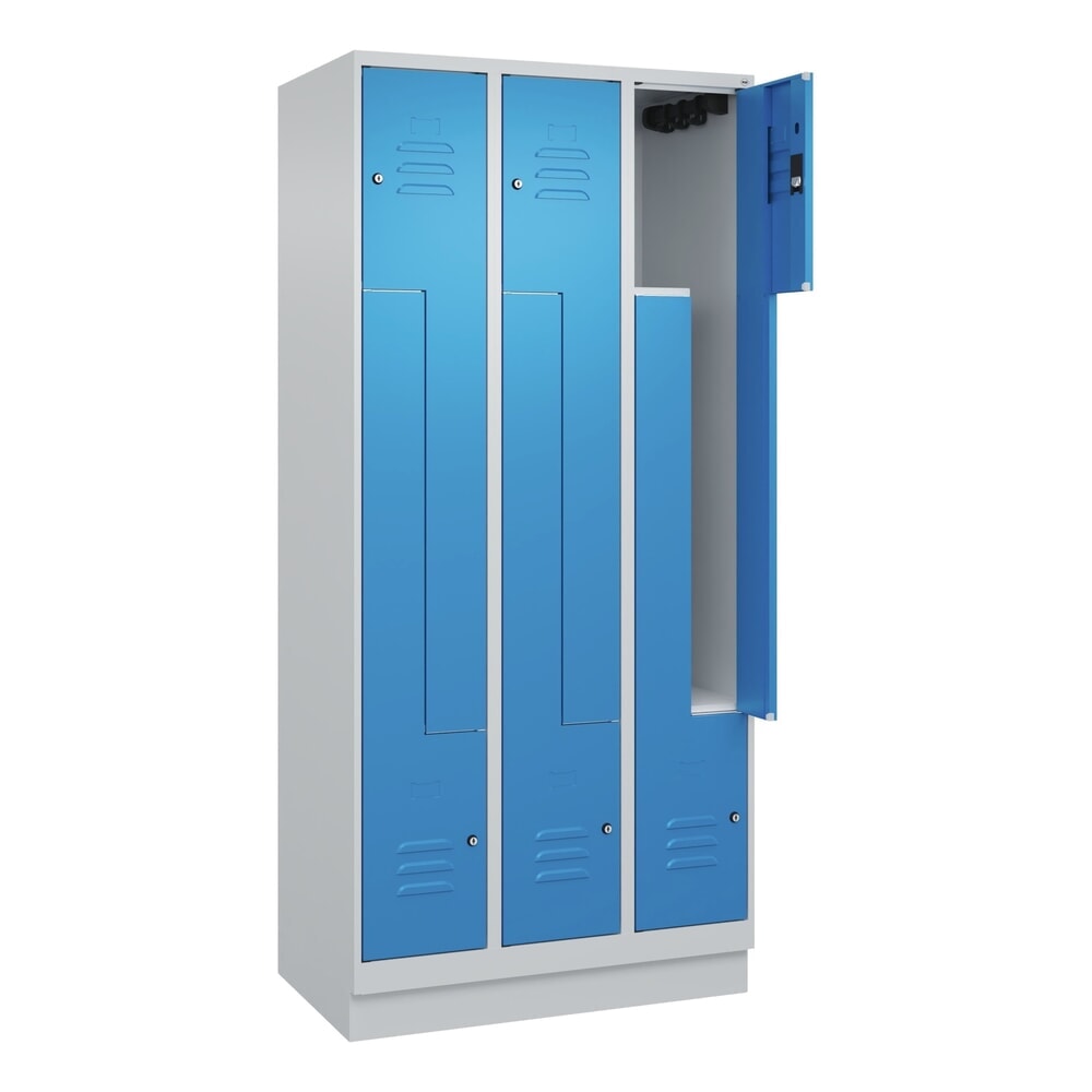 Produktabbildung: C+P Z-Spind Classic PLUS, Sockel, 6 Abteile, HxBxT 1.950 x 900 x 500 mm, lichtgrau, lichtblau, Zylinderschloss