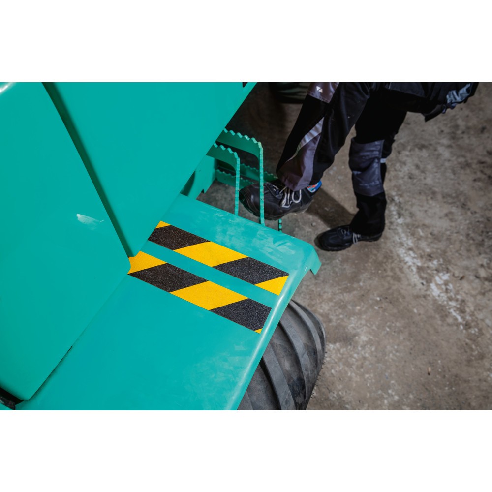 Produktabbildung Nr. 7: DURABLE Antirutschband DURALINE® GRIP+, Breite 25 mm, gelb/schwarz, 5 Stk/VE