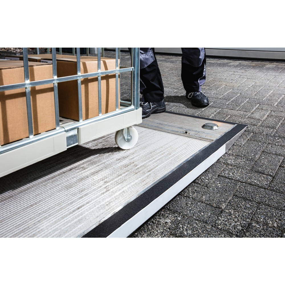 Produktabbildung Nr. 12: DURABLE Antirutschband DURALINE® GRIP+, Breite 50 mm, schwarz, 2 Stk/VE