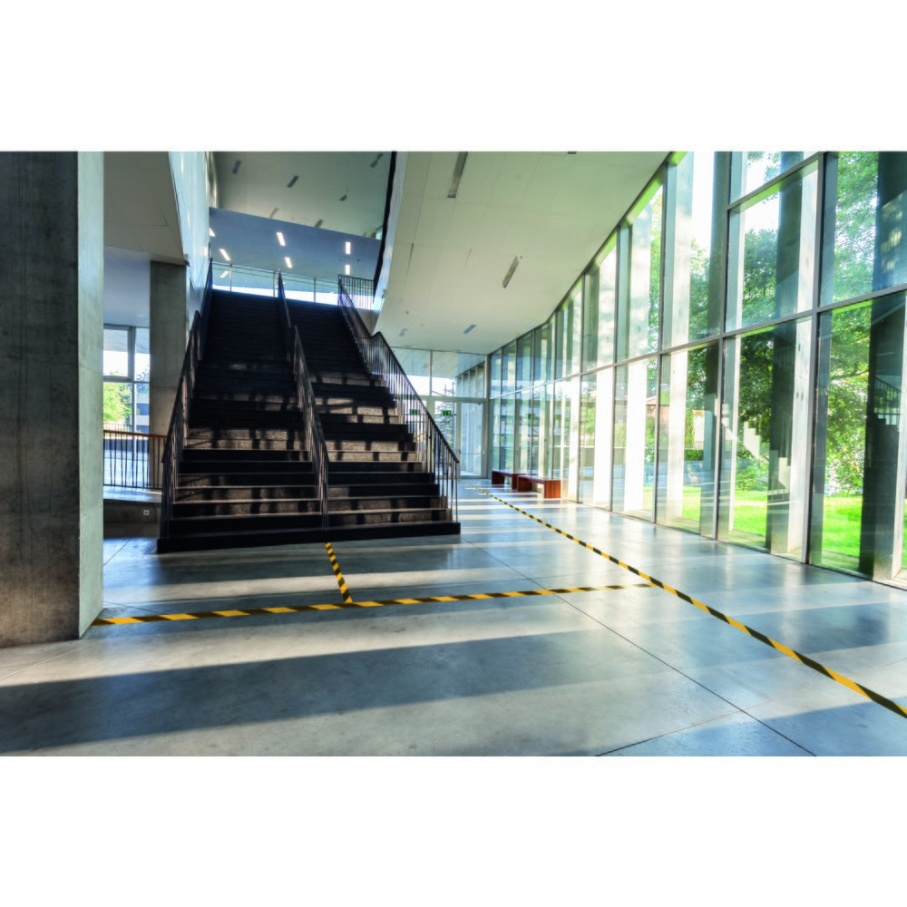 Produktabbildung Nr. 3: DURABLE Bodenmarkierungsband DURALINE® 50/05, gelb/schwarz, ablösbar