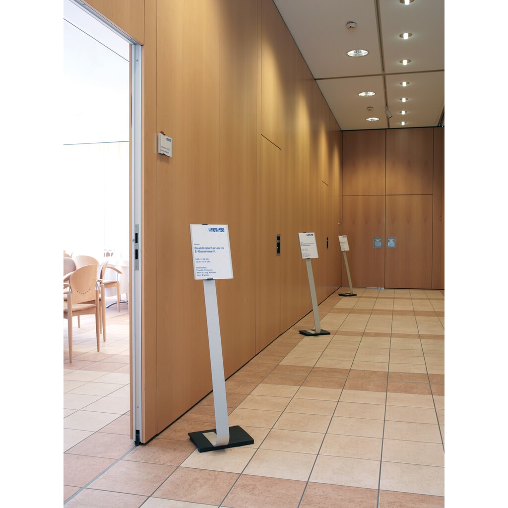 DURABLE Bodenständer Info Sign mit Aluminiumtafel, DIN A4 Produktabbildung Nr. 5: DURABLE Bodenständer Info Sign mit Aluminiumtafel, DIN A4