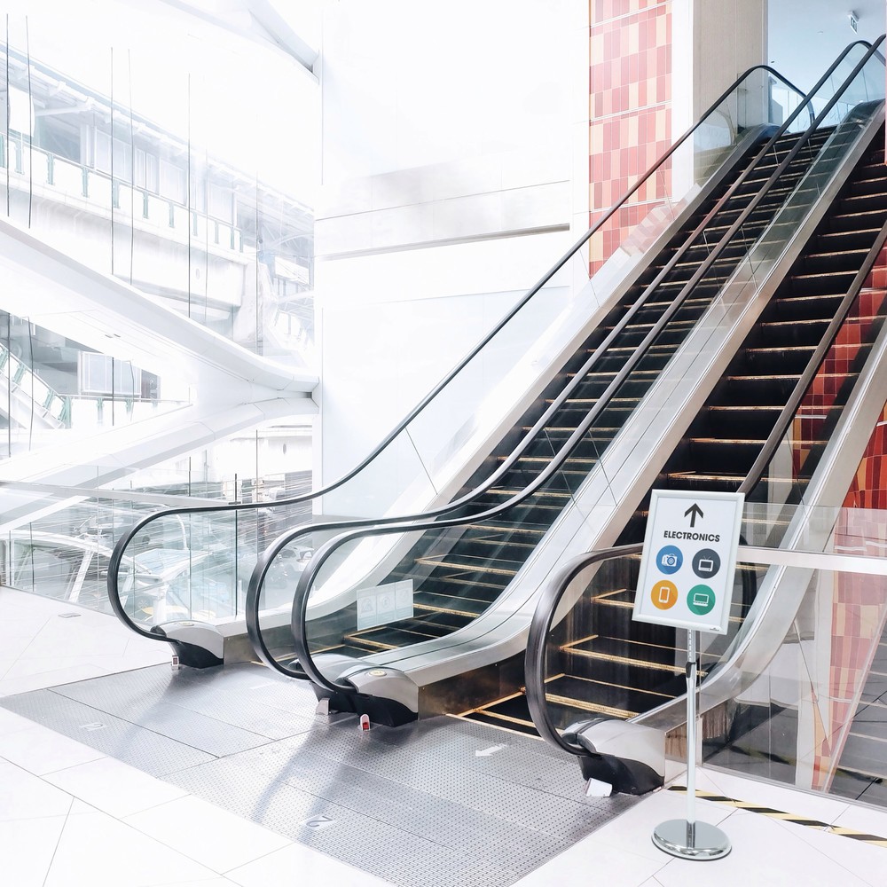 Produktabbildung Nr. 6: DURABLE Info-Bodenständer mit Aluminium-Klapprahmen, A3