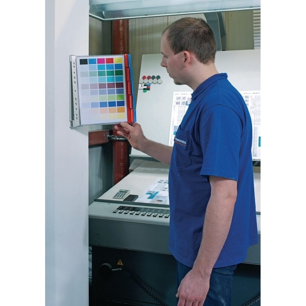Produktabbildung: DURABLE Wandhalter, rot/blau, 10 Sichttafeln, DIN A4 aus Hartfolief.