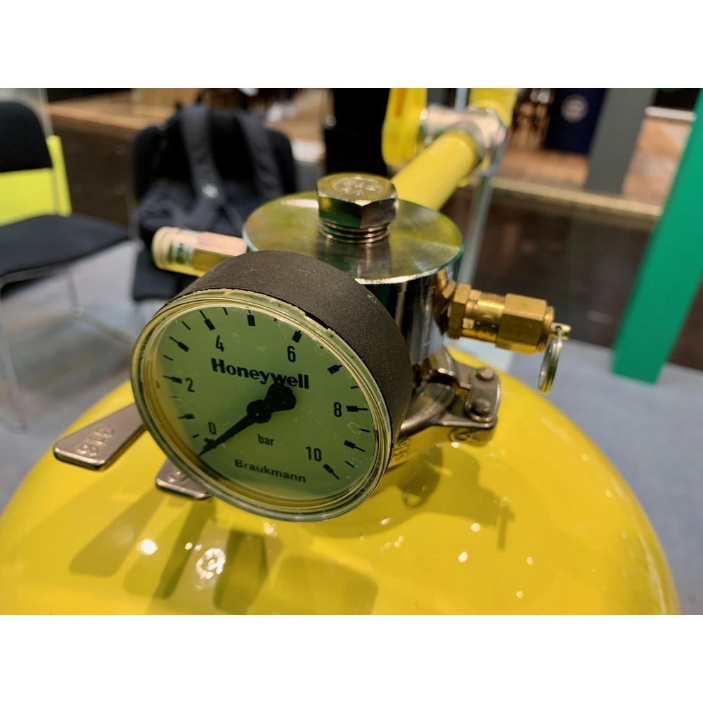 Produktabbildung Nr. 2: Erbstößer® Mobile Tank-Augendusche, Nutzvolumen 30 Liter, starr