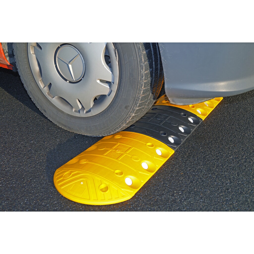 Fahrbahnschwellen-Set < 20 km/h, Breite 2,53 m Produktabbildung: Fahrbahnschwellen-Set < 20 km/h, Breite 2,53 m