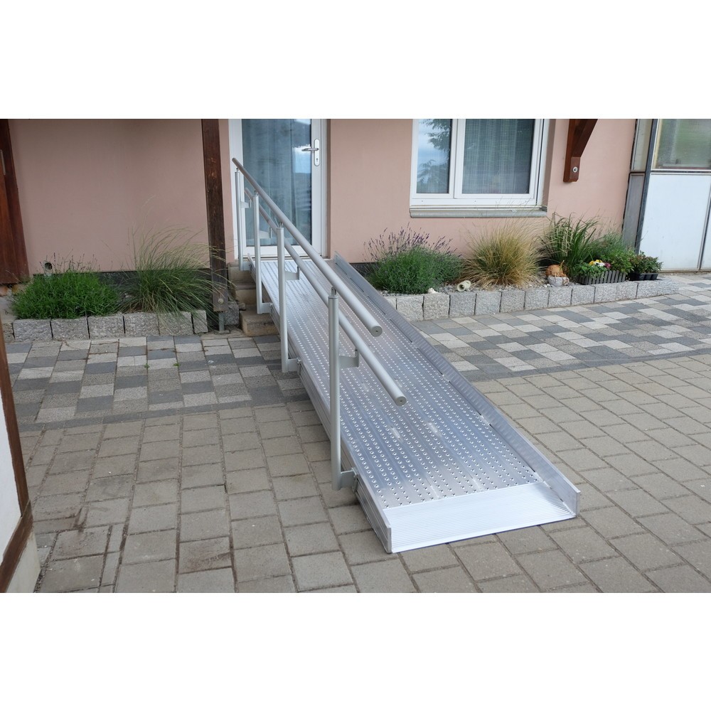 Produktabbildung Nr. 3: Geländer für Altec Überfahrbrücke mit Auflagerzunge, Länge 4.000 mm