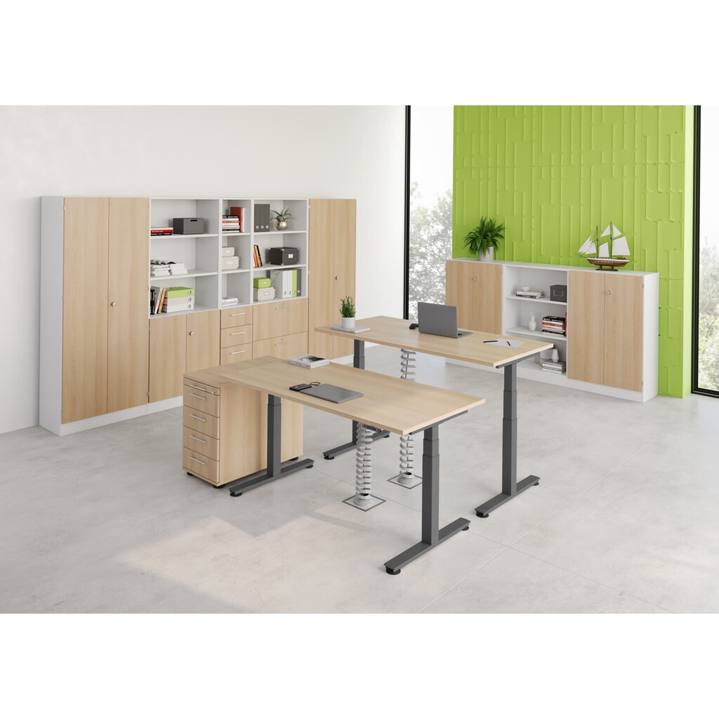 Hammerbacher Schreibtisch, T-Fuß, elektrisch höhenverstellbar, Freiform, BxT 1.800 x 1.000, 800 mm, weiß Produktabbildung Nr. 9: Hammerbacher Schreibtisch, T-Fuß, elektrisch höhenverstellbar, Freiform, BxT 1.800 x 1.000, 800 mm, weiß
