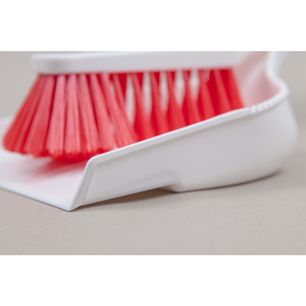 Produktabbildung Nr. 2: Hygiene-Kehrgarnitur, Kunststoff, Polyesterborsten 0.25, weich, rot