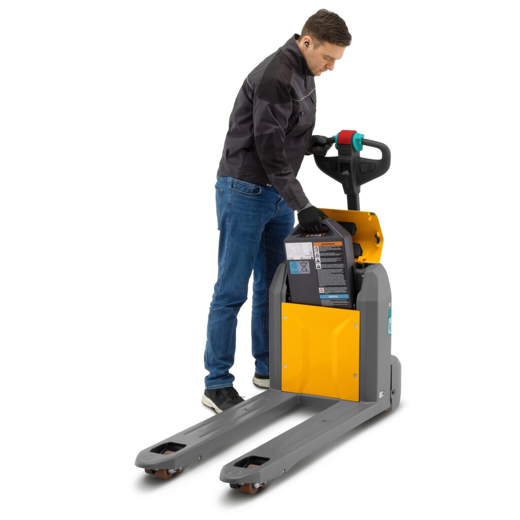 Jungheinrich Elektro-Hubwagen AME 18, Tragfähigkeit 1.800 kg, Gabellänge 1.150 mm, Sondergabelbreite 670 mm, Tandemrollen Produktabbildung Nr. 4: Jungheinrich Elektro-Hubwagen AME 18, Tragfähigkeit 1.800 kg, Gabellänge 1.150 mm, Sondergabelbreite 670 mm, Tandemrollen