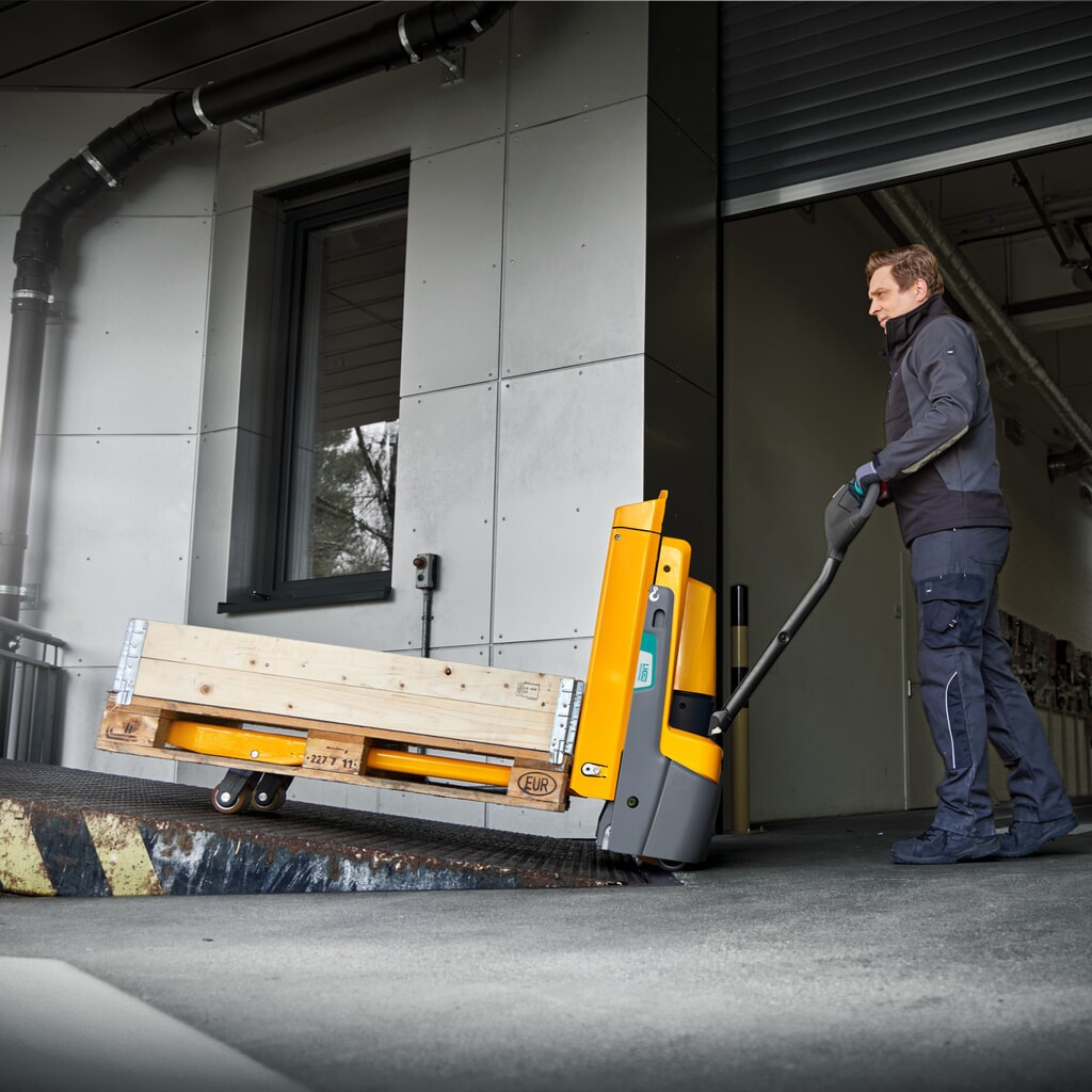 Produktabbildung Nr. 2: Jungheinrich Elektro-Hubwagen EJE 120i, Tragfähigkeit 2.000 kg, Gabellänge 1.150 mm