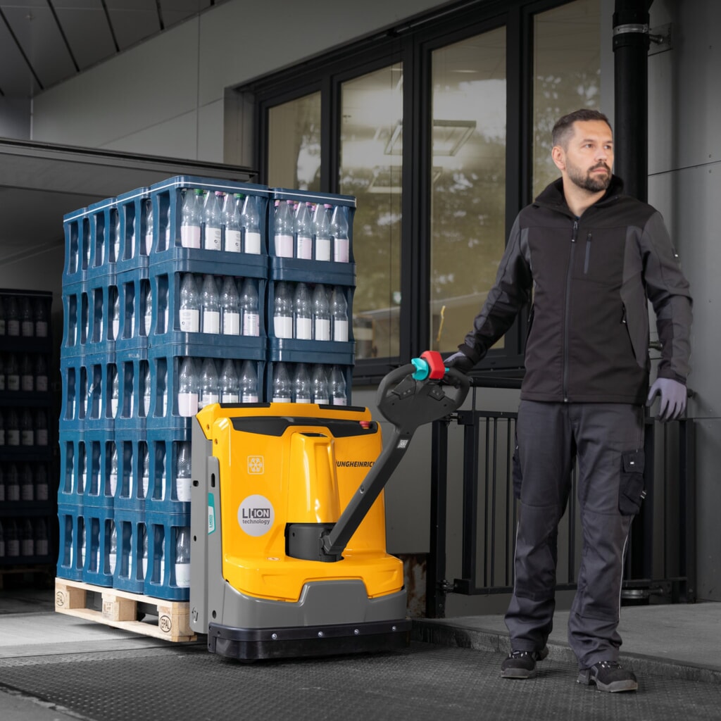 Jungheinrich Elektro-Hubwagen EJE 120i, Tragfähigkeit 2.000 kg, Gabellänge 1.150 mm Produktabbildung Nr. 6: Jungheinrich Elektro-Hubwagen EJE 120i, Tragfähigkeit 2.000 kg, Gabellänge 1.150 mm