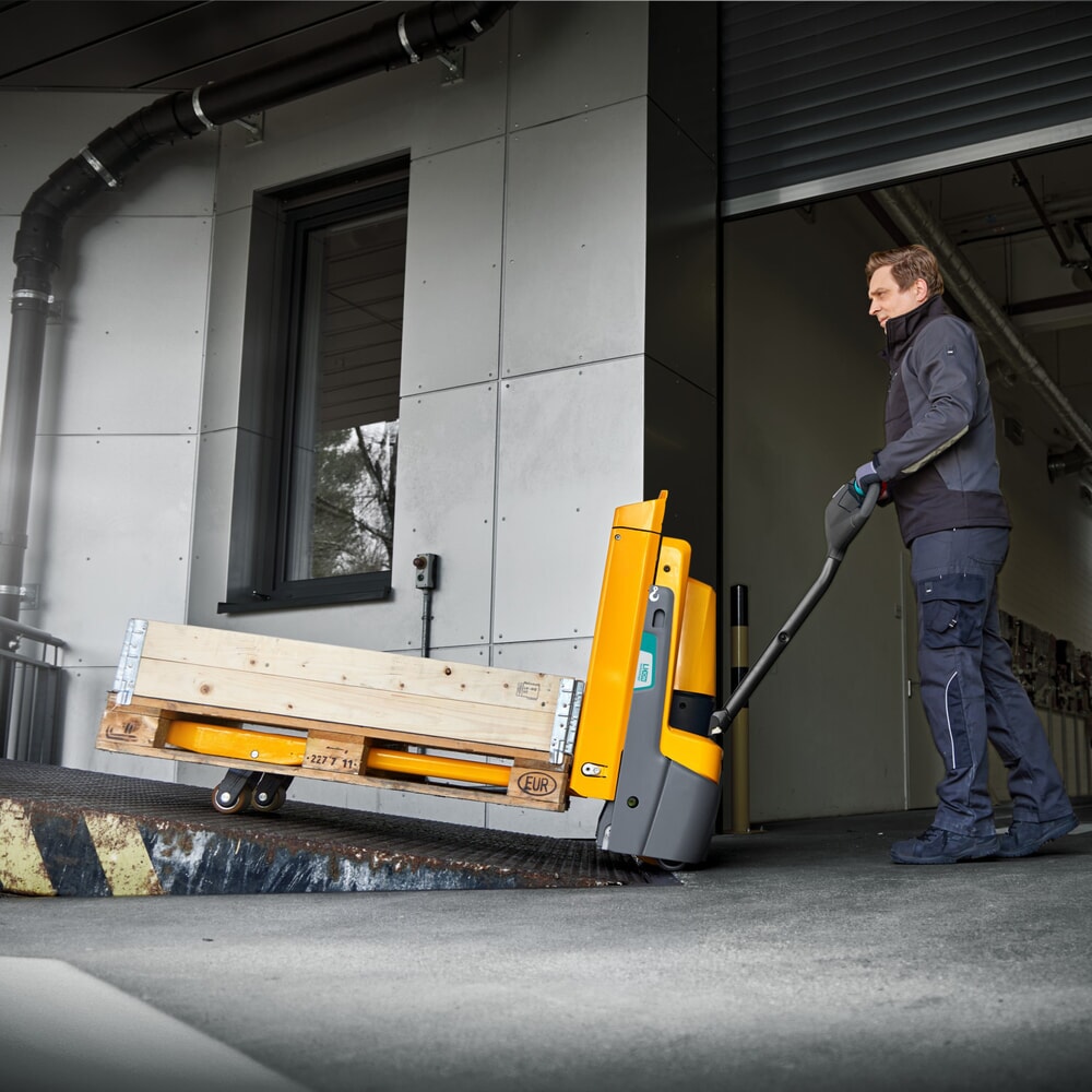 Produktabbildung Nr. 2: Jungheinrich Elektro-Hubwagen EJE 120i, Tragfähigkeit 2.000 kg, Gabellänge 1.150 mm