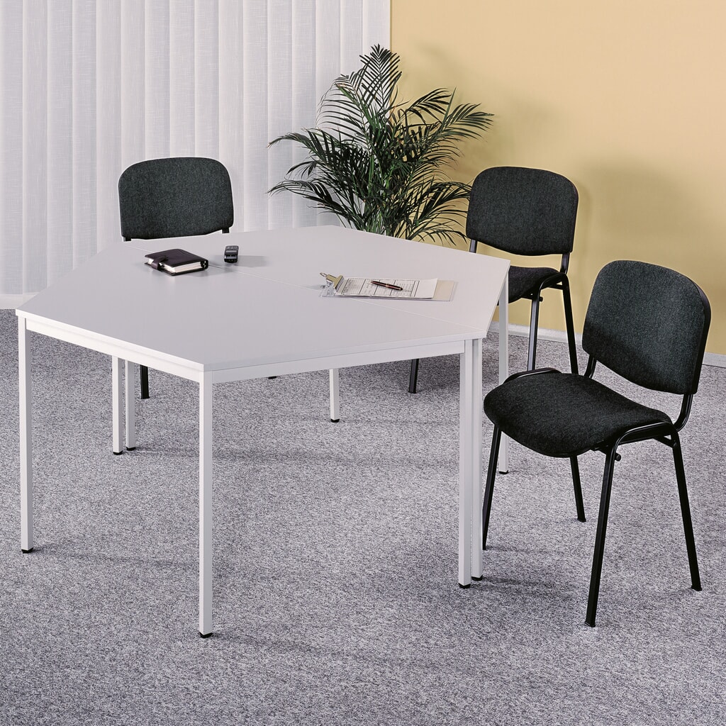Konferenztisch Klassic, Trapez mit Quadratrohr, BxT 1.600 x 690 mm, grau Produktabbildung: Konferenztisch Klassic, Trapez mit Quadratrohr, BxT 1.600 x 690 mm, grau