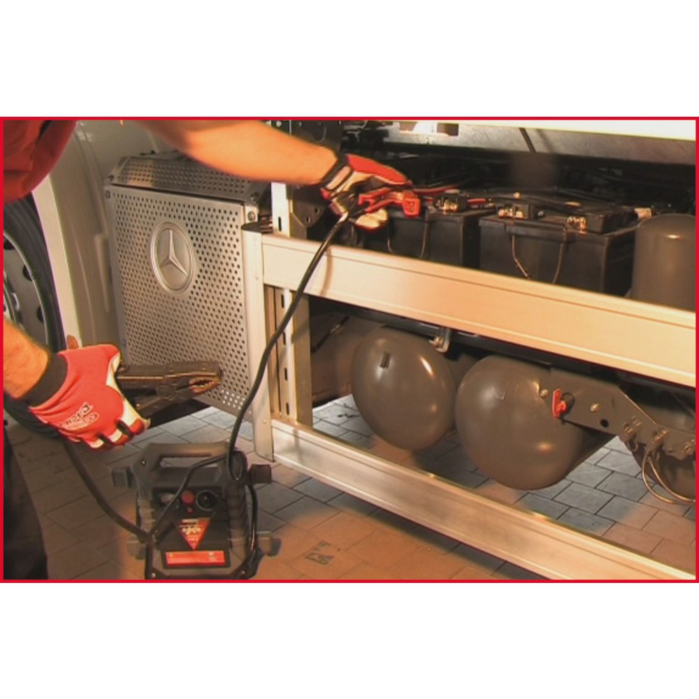 Produktabbildung Nr. 5: KS TOOLS 12 V + 24 V Batterie-Booster, mobiles Starthilfegerät 1400 A