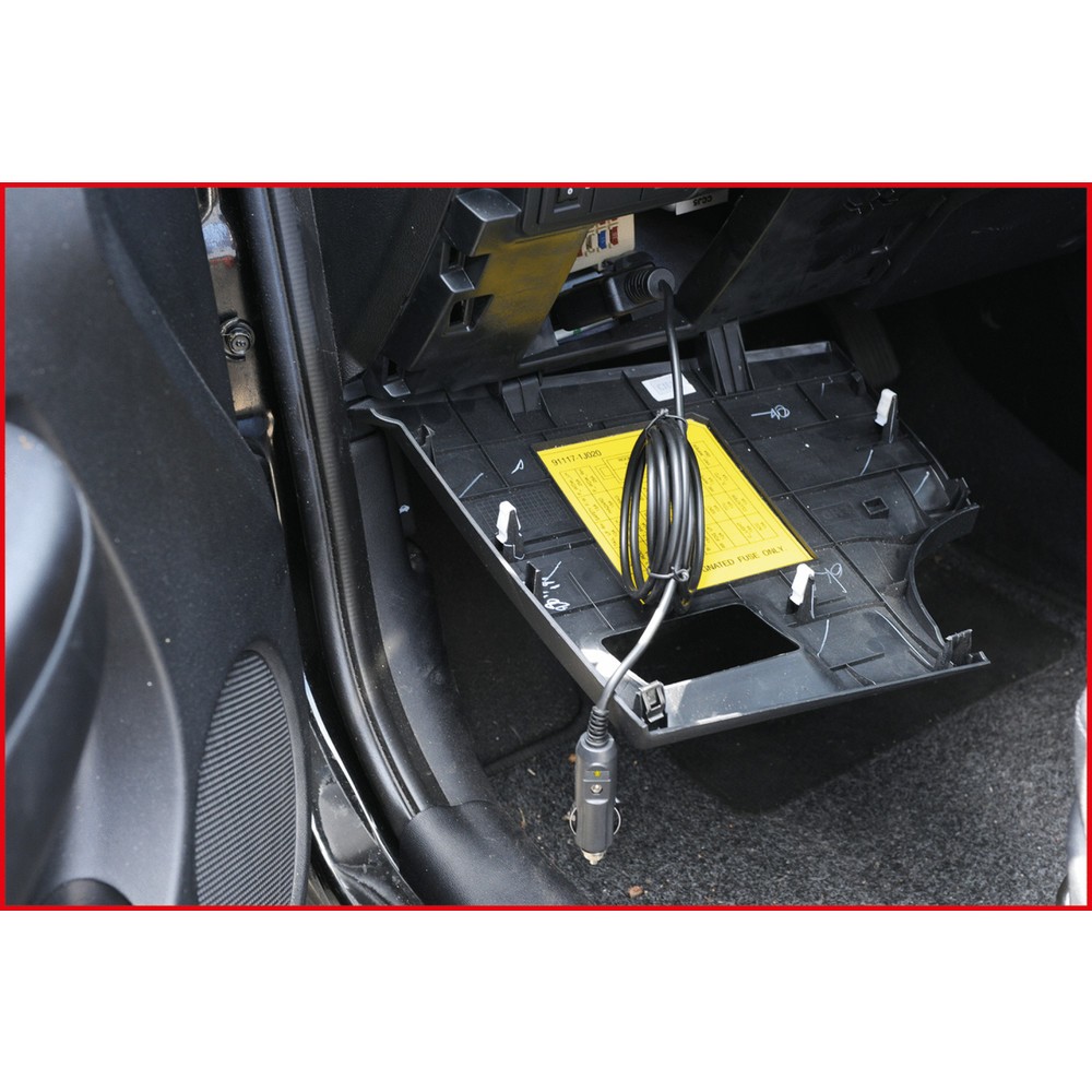 Produktabbildung Nr. 2: KS TOOLS 12V OBD II Bordnetz-Spannungserhalter