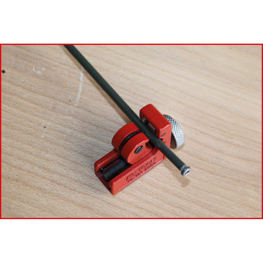 KS TOOLS Mini-Rohrabschneider, 3-28mm Produktabbildung Nr. 2: KS TOOLS Mini-Rohrabschneider, 3-28mm