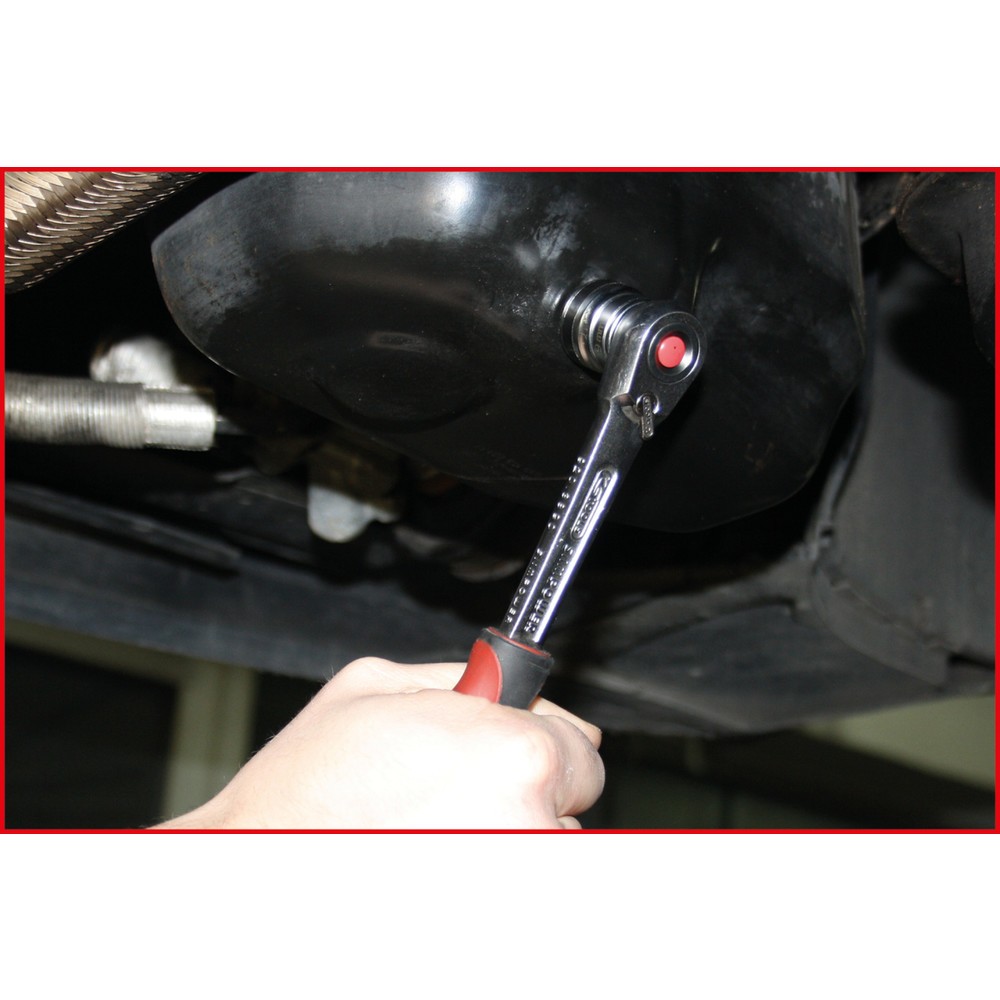 Produktabbildung Nr. 4: KS TOOLS Öldienst-Sechskant-Stecknuss mit Magnet, 13 mm
