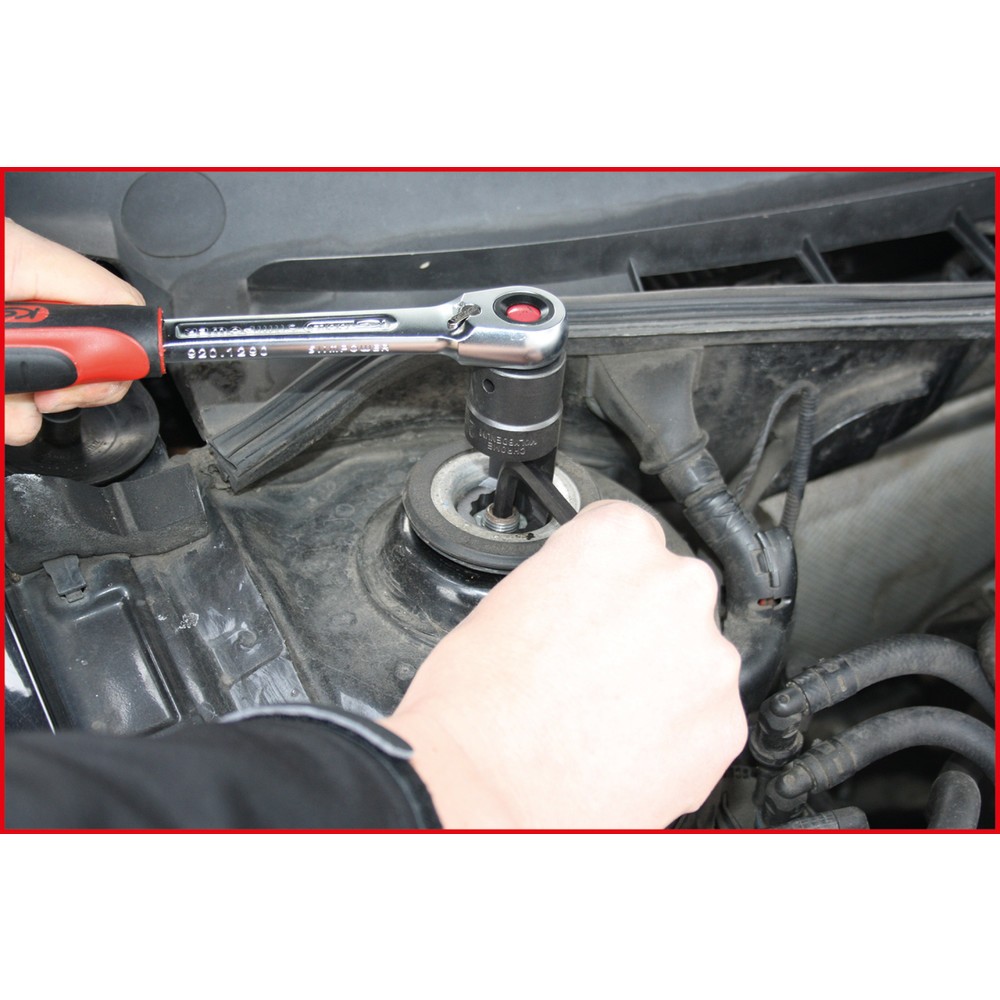 Produktabbildung Nr. 3: KS TOOLS Außenzwölfkant-Gegenhalter-Stecknuss, 21mm