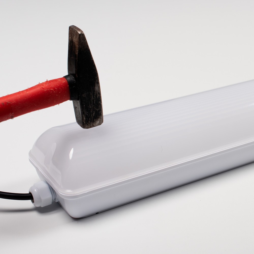 Produktabbildung Nr. 9: LED Wannenleuchte Strip - 1x11W 30cm 1200lm CCT IP65 Sensor