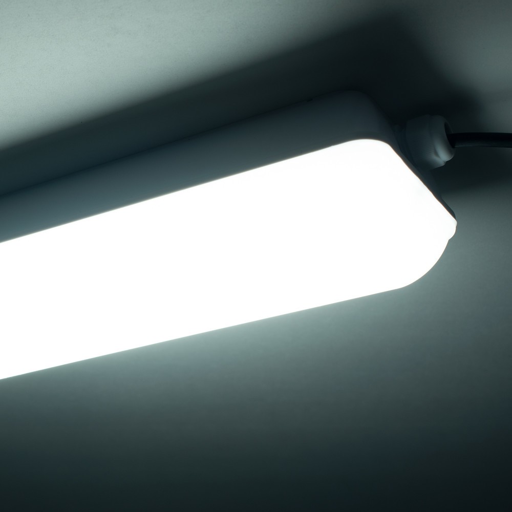 Produktabbildung Nr. 10: LED Wannenleuchte Strip - 1x11W 30cm 1200lm CCT IP65 Sensor