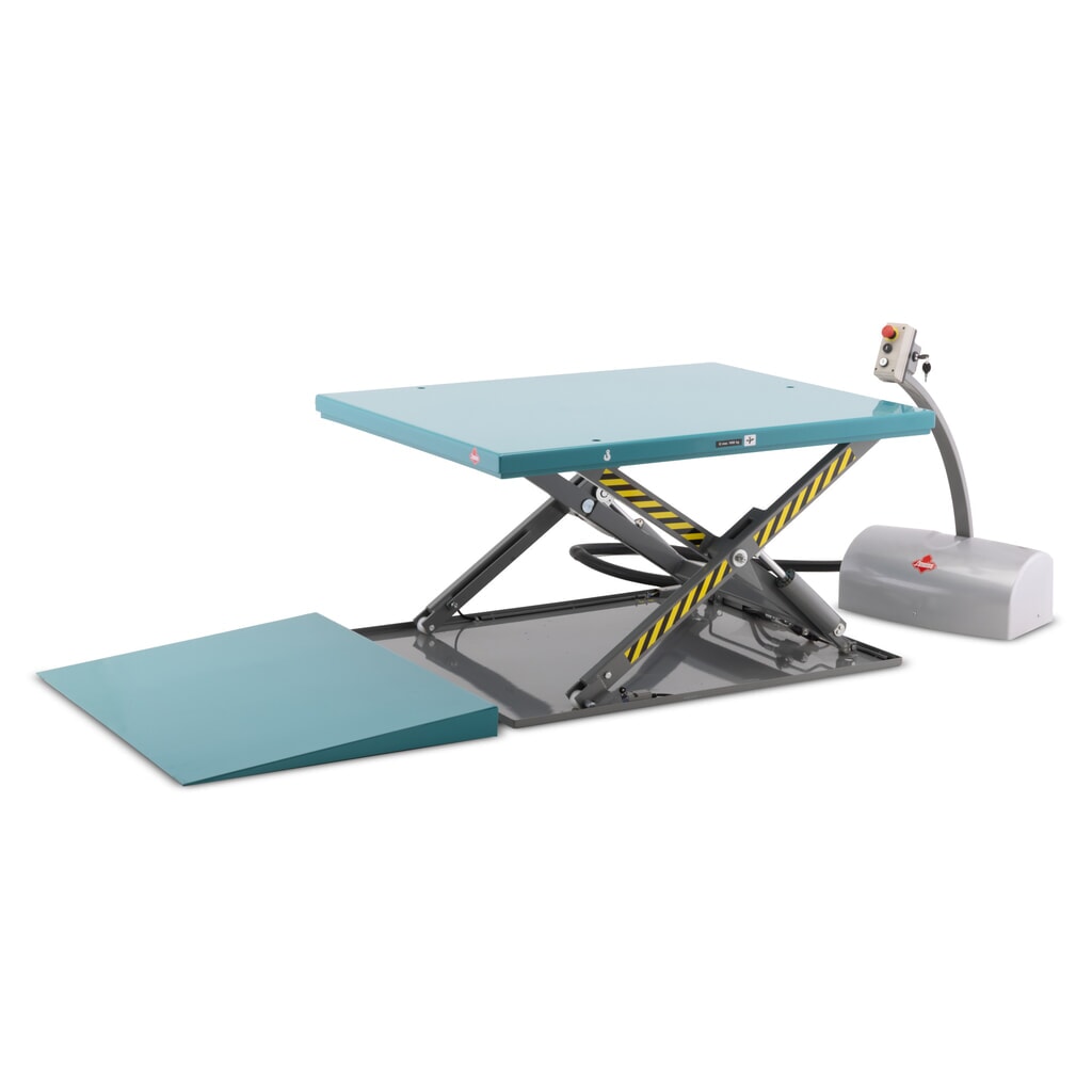 Flach-Scheren-Hubtisch Ameise® SLT 1.0, geschlossen, elektrisch, Tragkraft 1.000 kg, Plattform à 1.450 x 1.140 mm Produktabbildung: Flach-Scheren-Hubtisch Ameise® SLT 1.0, geschlossen, elektrisch, Tragkraft 1.000 kg, Plattform à 1.450 x 1.140 mm