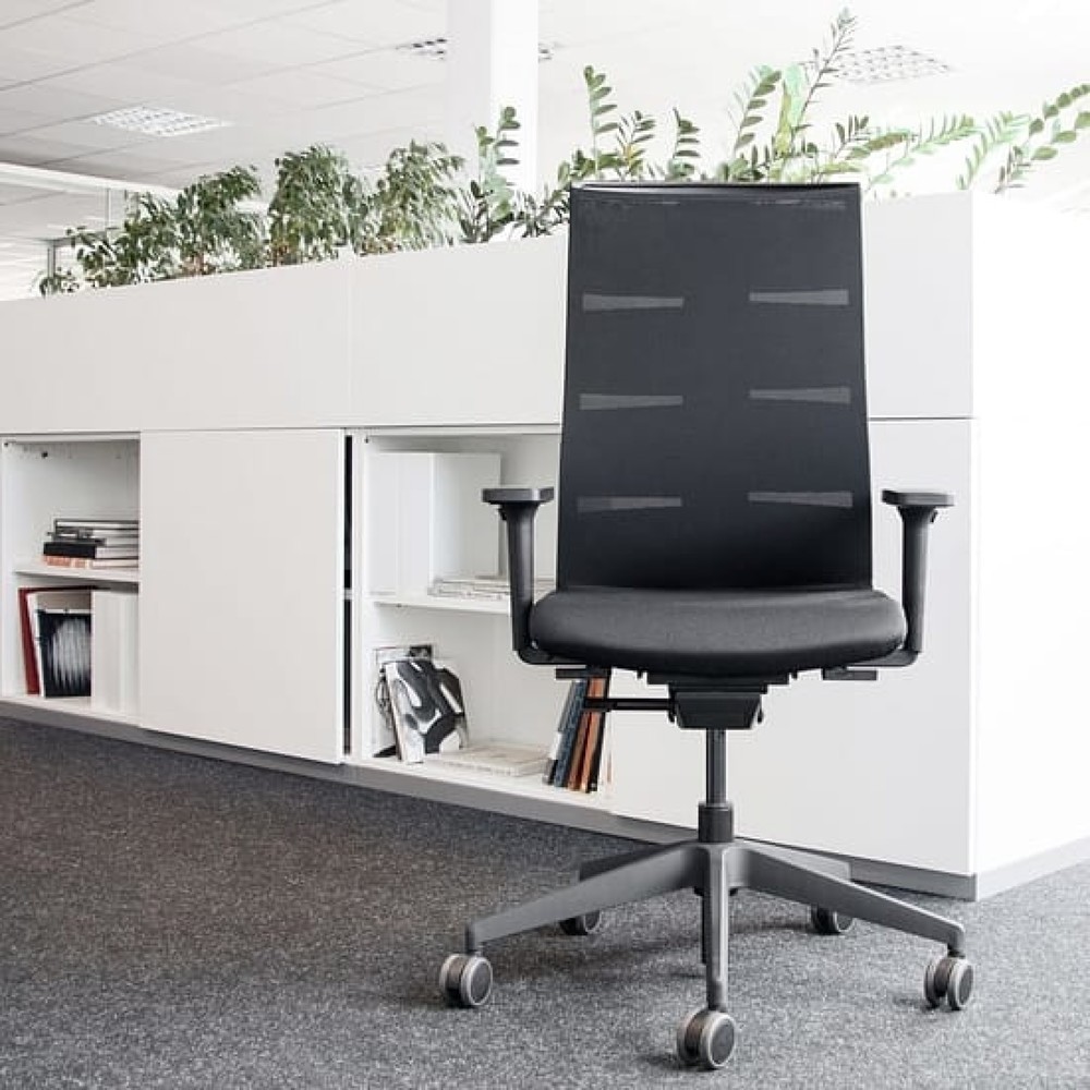 Produktabbildung Nr. 5: lento agilis matrix MT12 Bürostuhl, 100% Polyester, schwarzer Sitz, schwarze Rückenlehne