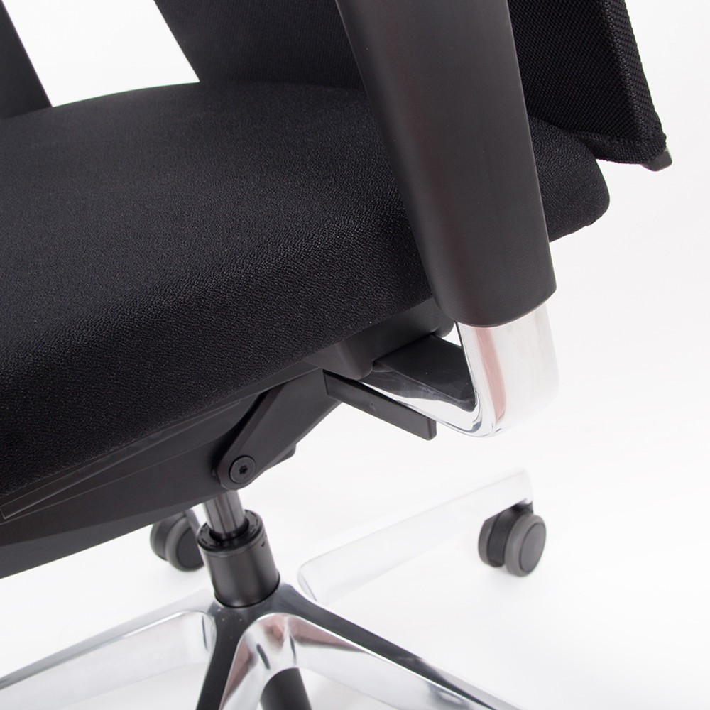 Produktabbildung Nr. 4: lento agilis matrix MT13 Bürostuhl, 100% Polyester, schwarzer Sitz, schwarze Rückenlehne, Aluminium-Fußkreuz
