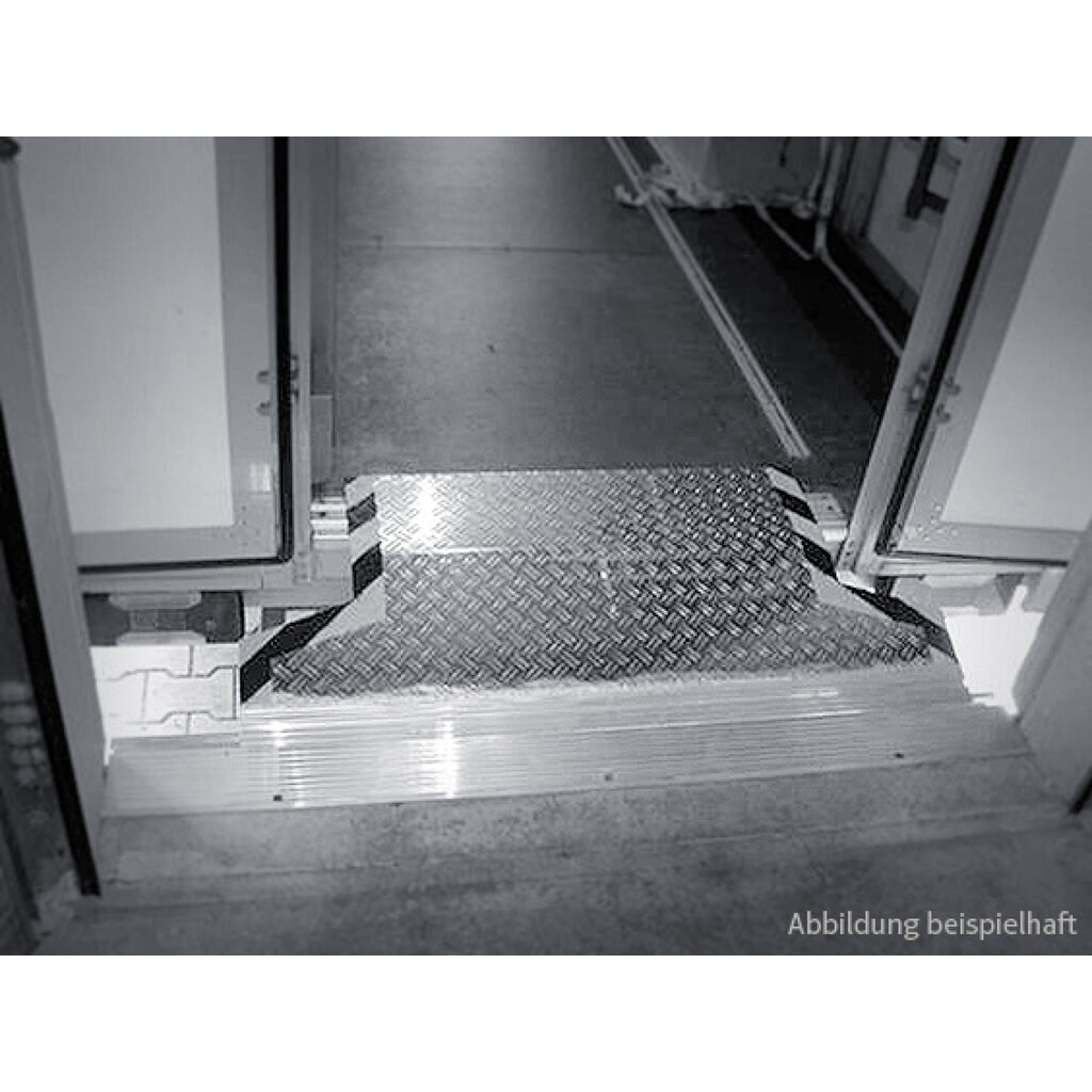 MAUDERER® Stationäre Verladebrücke, zum Be- und Entladen von Transportern und Klein-LKW, TK 300 kg, BxL 1.500 x 690mm Produktabbildung: MAUDERER® Stationäre Verladebrücke, zum Be- und Entladen von Transportern und Klein-LKW, TK 300 kg, BxL 1.500 x 690mm