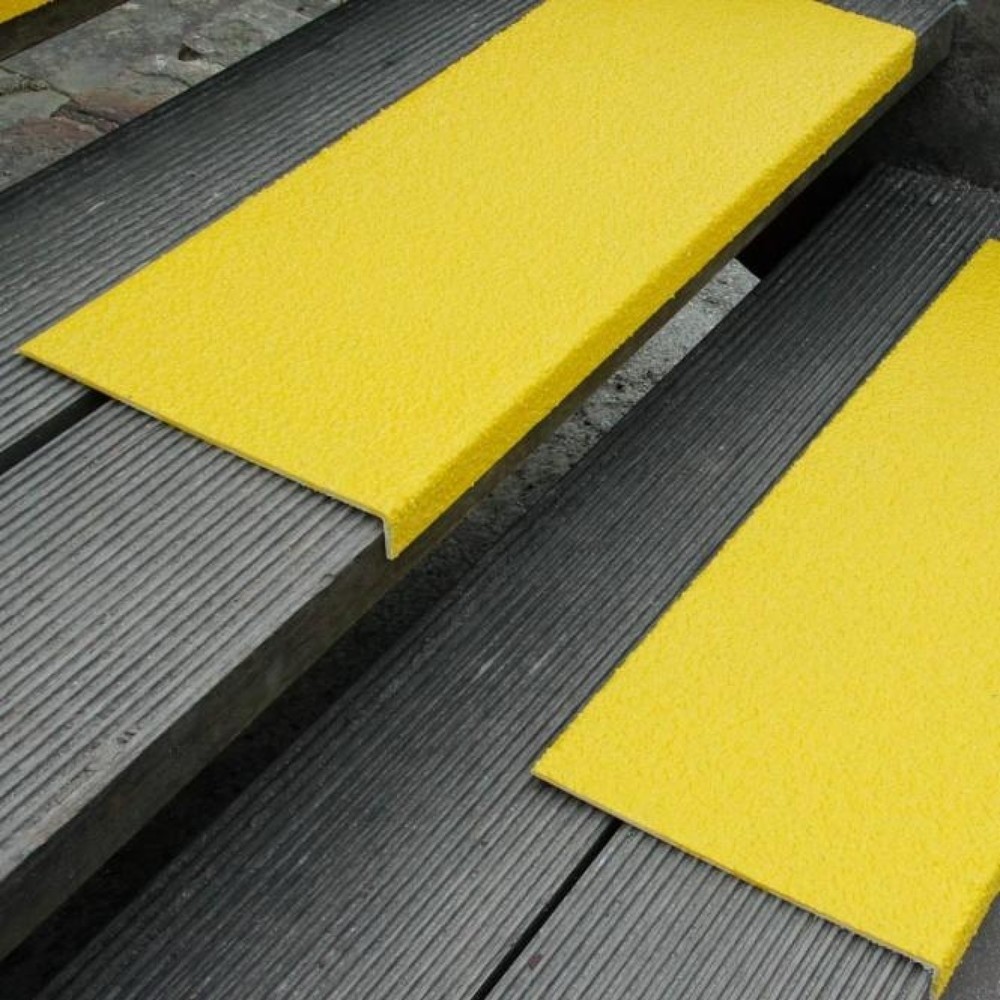 Produktabbildung: Mehlhose Kantenprofil aus GFK Extra Stark, gelb, Länge 1.000 mm